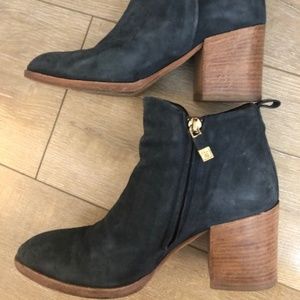 ankle booties
